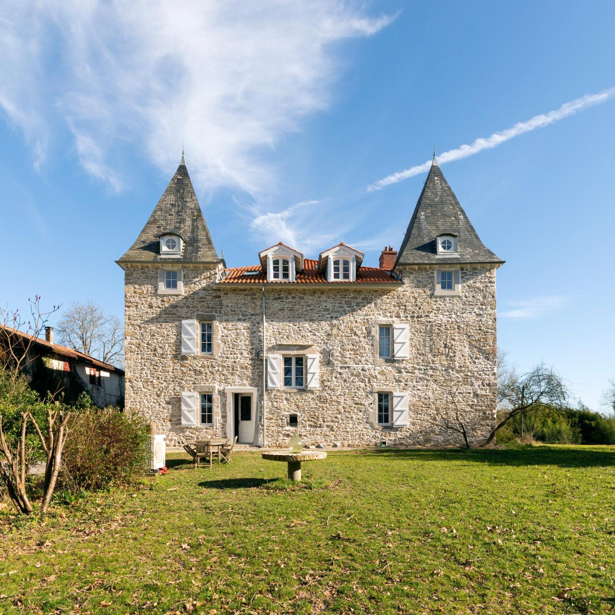 Chateau De Souhy Urcuit Exterior foto